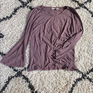 Long sleeve T shirt with flatted sleeves